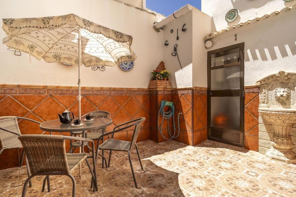 Casa Con Patio Y Terraza En Barrio Historico De La Villa, Junto Al Adarve Прієго-де-Кордова Екстер'єр фото