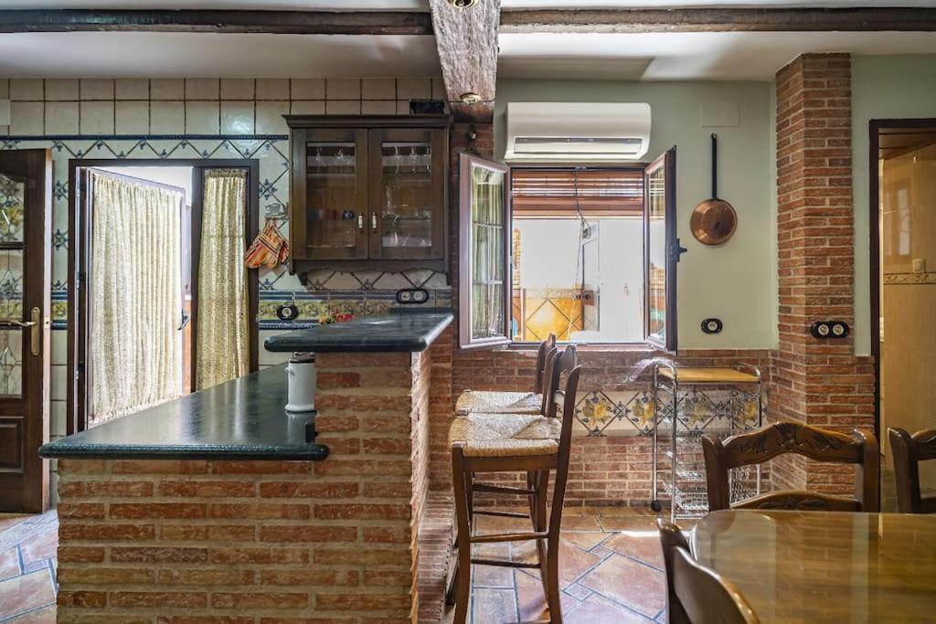 Casa Con Patio Y Terraza En Barrio Historico De La Villa, Junto Al Adarve Прієго-де-Кордова Екстер'єр фото